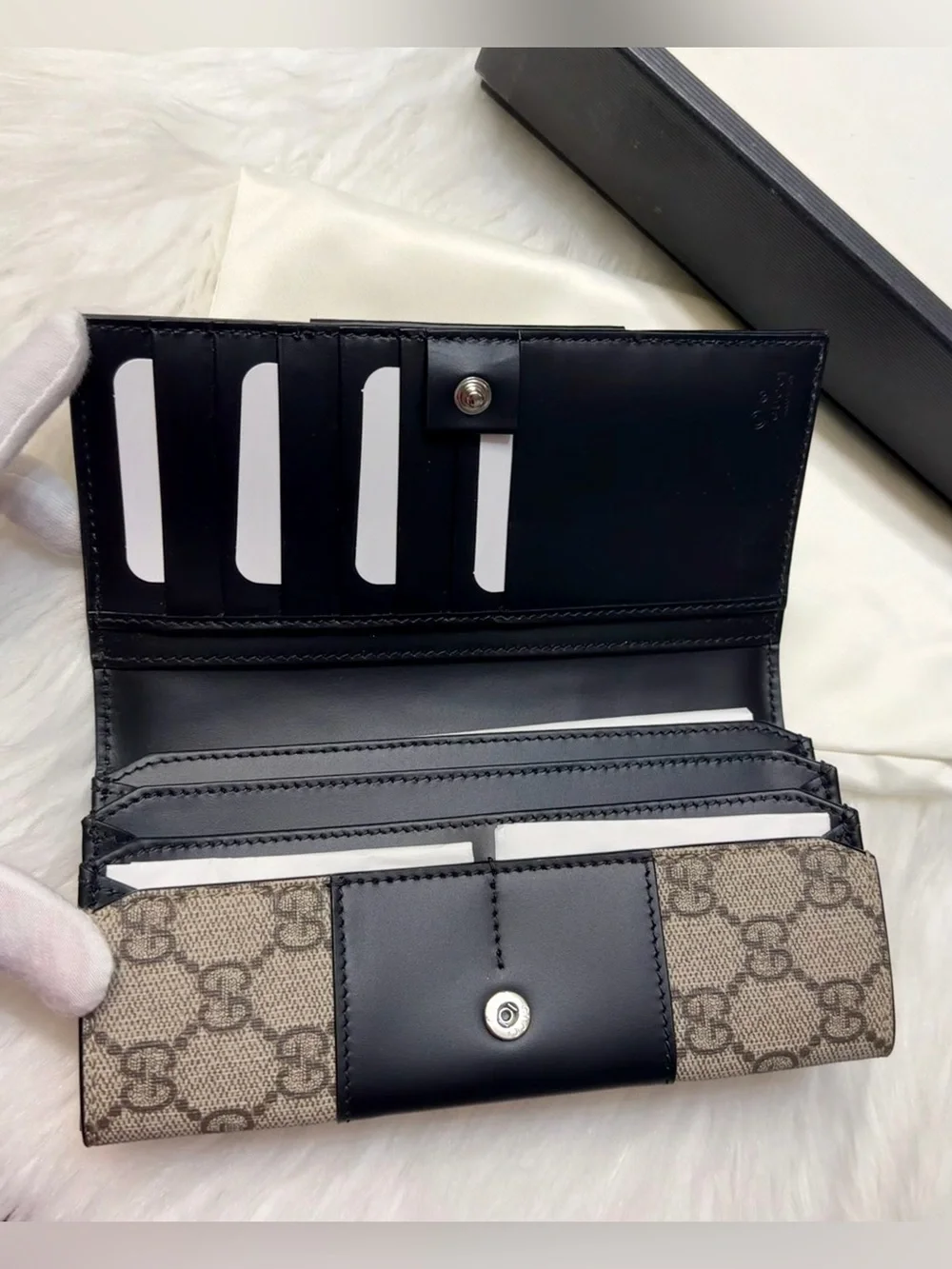 SOLD‼️NWT Gucci Supreme Canvas Bifold Continental Wallet - Picture 9 of 14